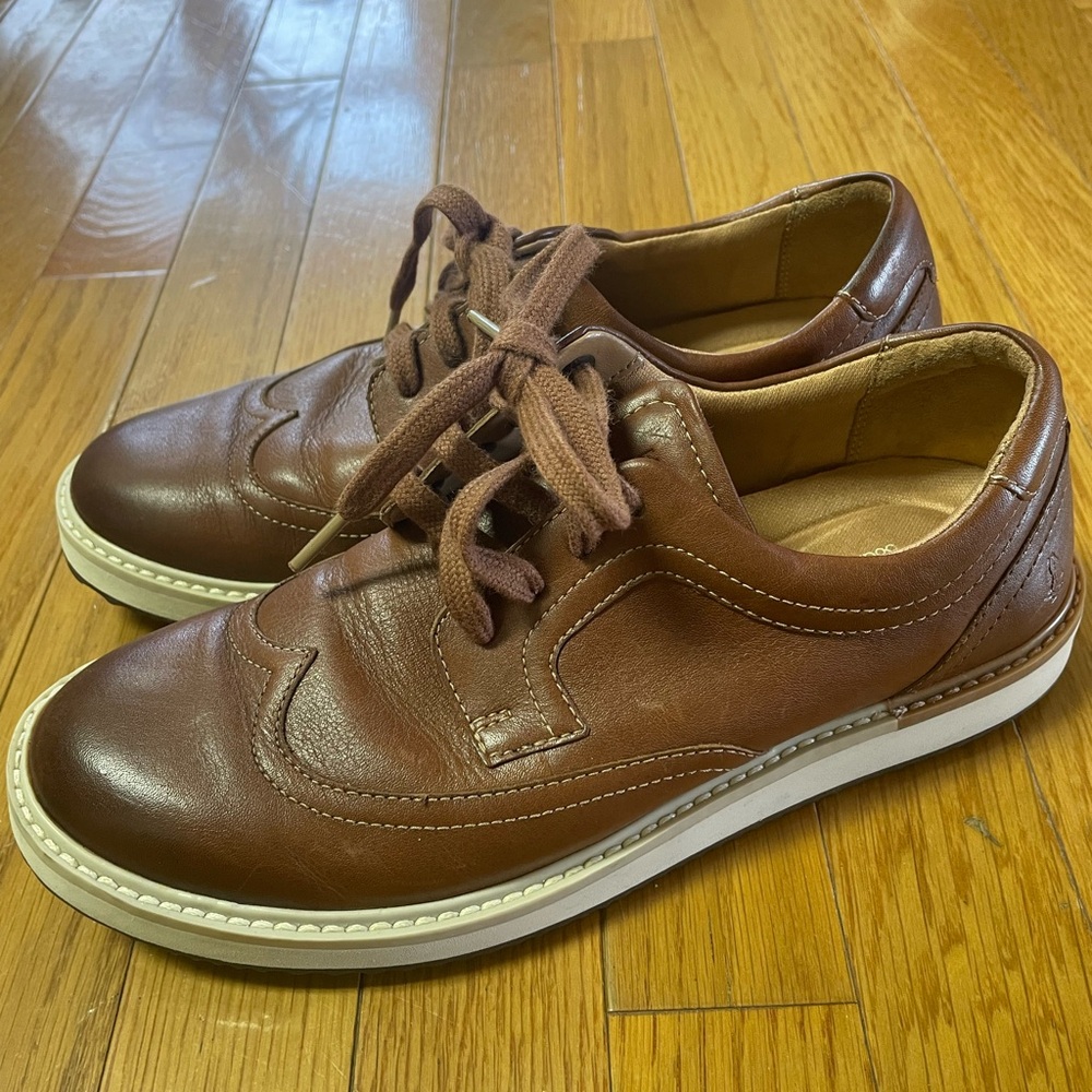 Hush puppies, Men's Brown Leather oxfords‎ size 7